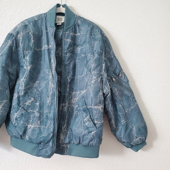 Urban Outfitters BDG Marcy Marble Oversized Insulated Puffy Bomber Jacket XS NWT - Picture 13 of 16